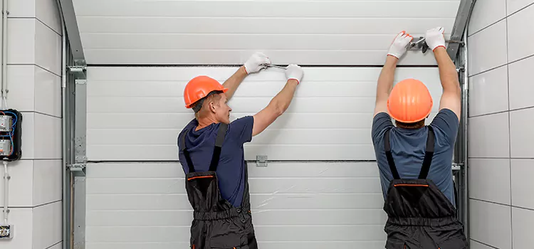 Choose Us for Your Garage Door Needs in South Milwaukee