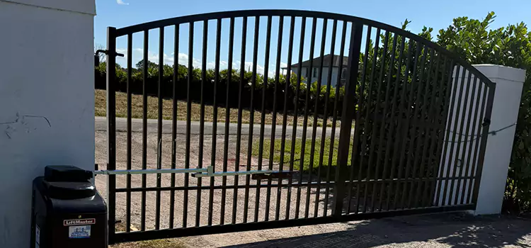 Driveway Fence Repair South Milwaukee