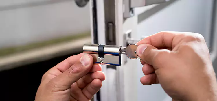 Lock Change Locksmiths South Milwaukee